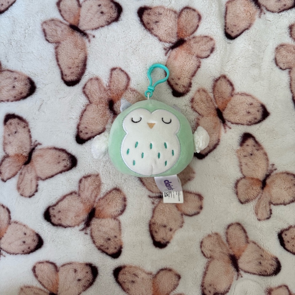 Petrina Squishmallows plush clip